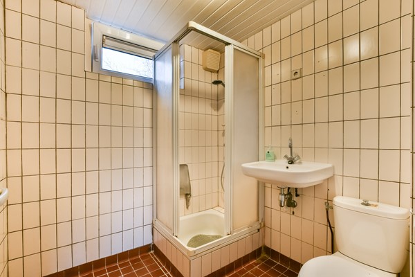 Aart vander Neerweg 12 - 17.jpg